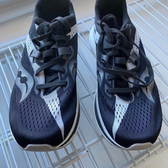 Saucony Women's Black Trainers - Picture 1 of 5